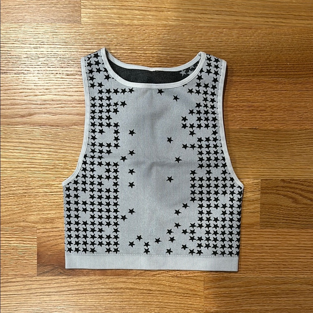 Fabletics Black & White Star Printed Seamless Cropped Tank - XS